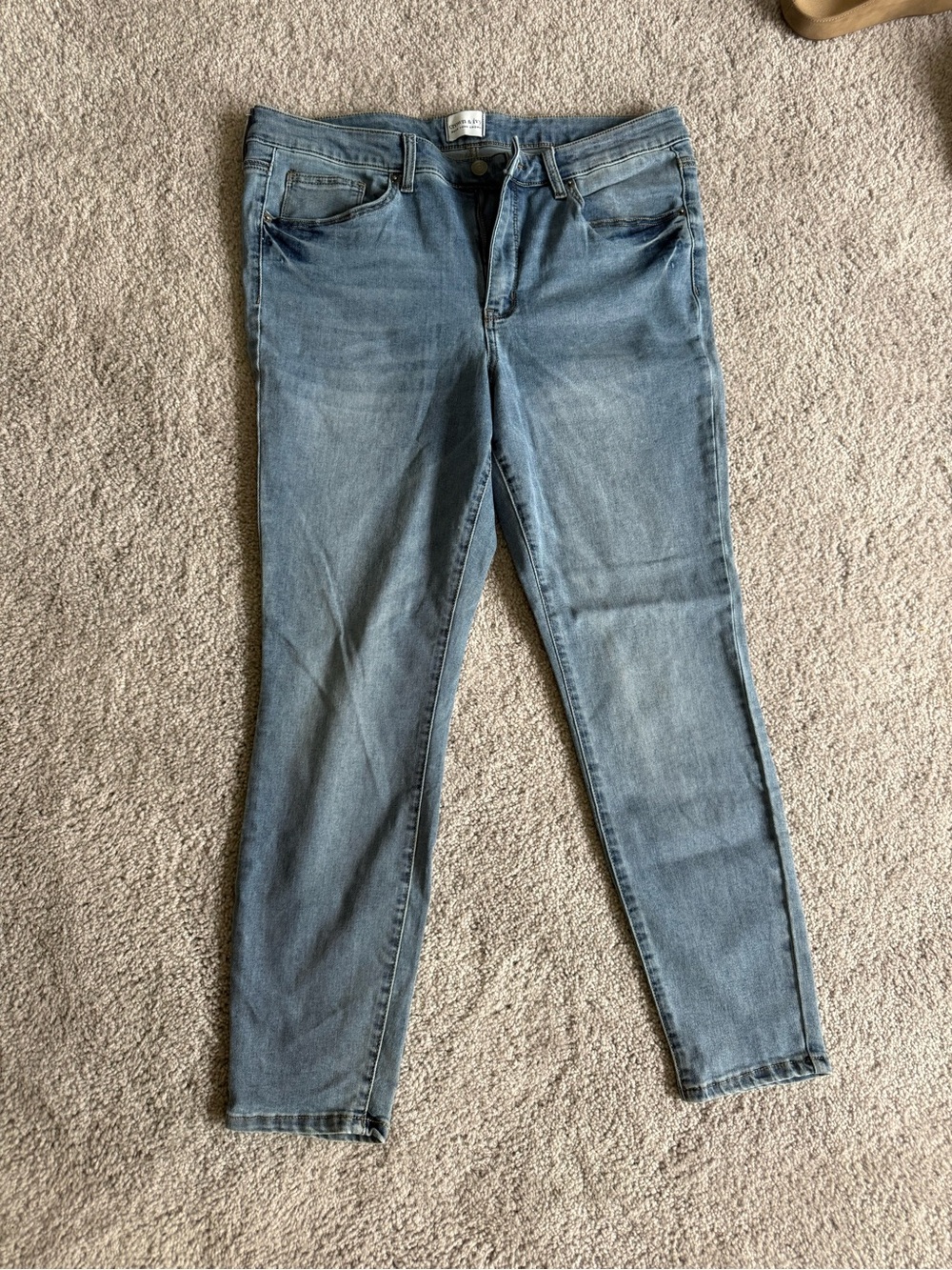 Crown & Ivy Skinny Jean